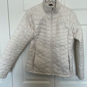 North Face Women’s light winter jacket